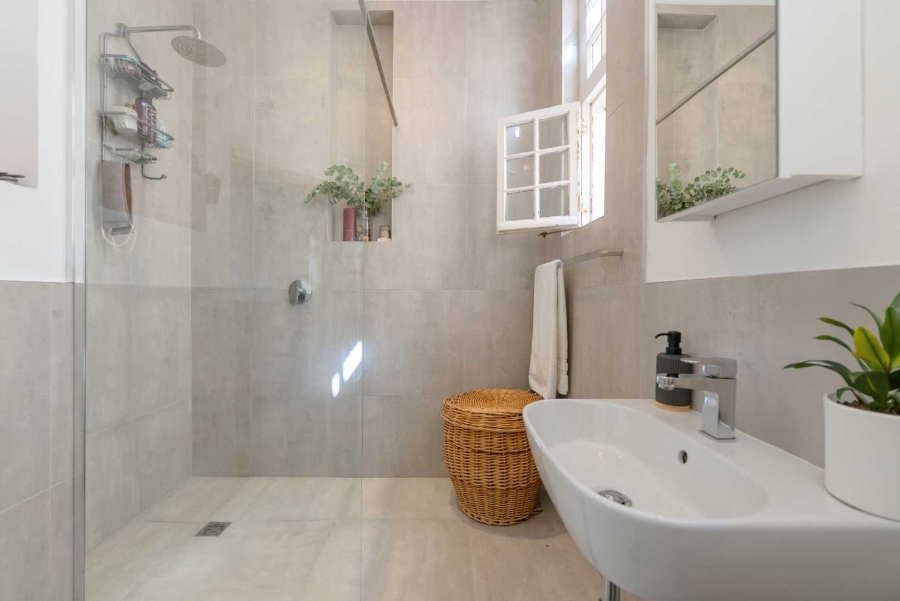 2 Bedroom Property for Sale in Cape Town City Centre Western Cape